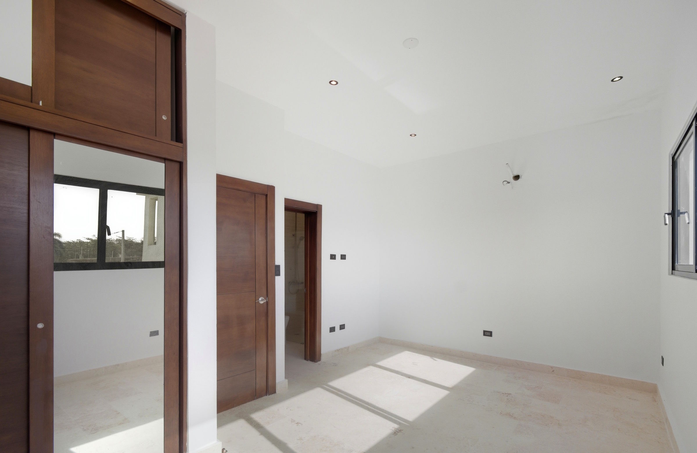 Exclusive Modern Townhouses | Only 2 Units Left!