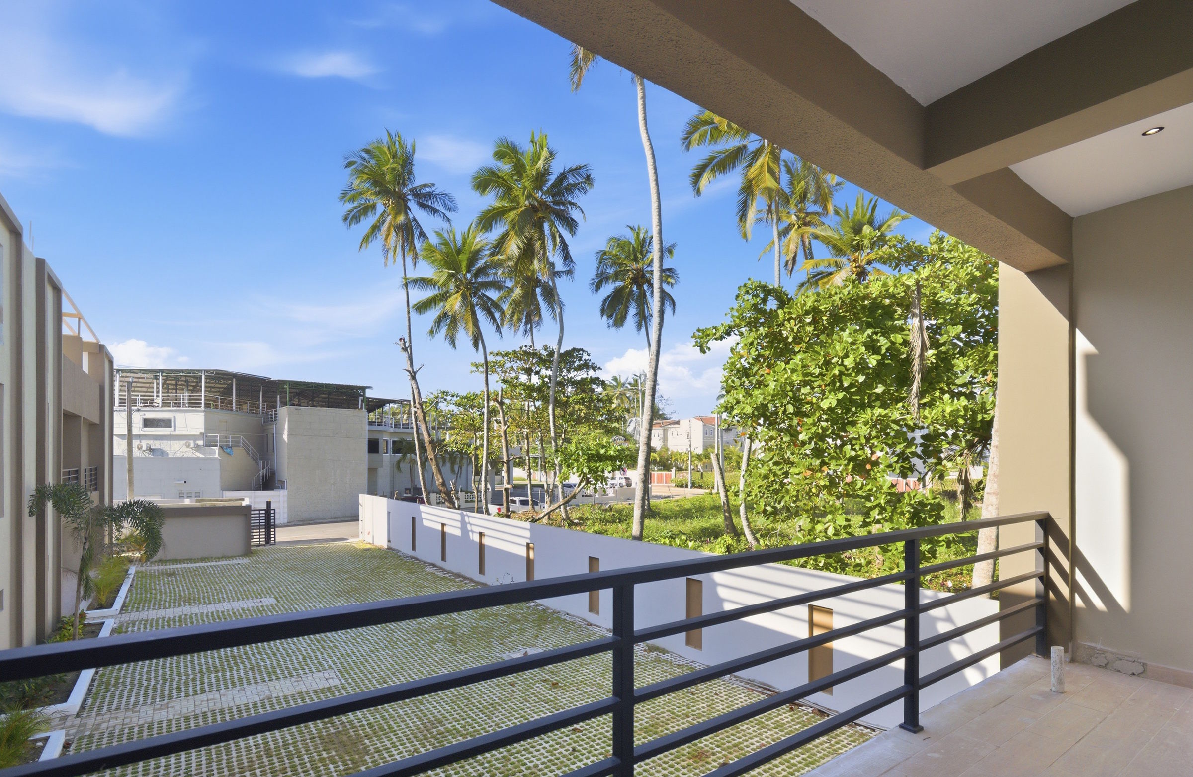 Exclusive Modern Townhouses | Only 2 Units Left!